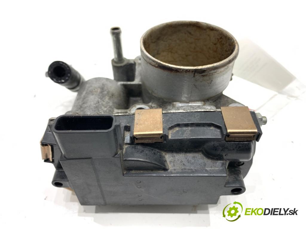 RENAULT CLIO V liftback 2022 69 kW 1.6 E-TECH 145 (B7MU) 1598 Škrtiaca klapka  (Škrtiaca klapka)