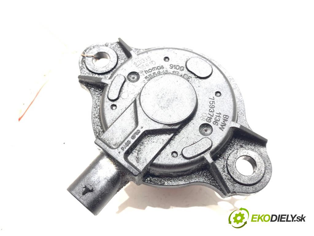 BMW F30 sedan 2016 180 kW 328 i xDrive 1997 Magnetický ventil VANOS: 7593719 (Elektrosúčasti ostatné)