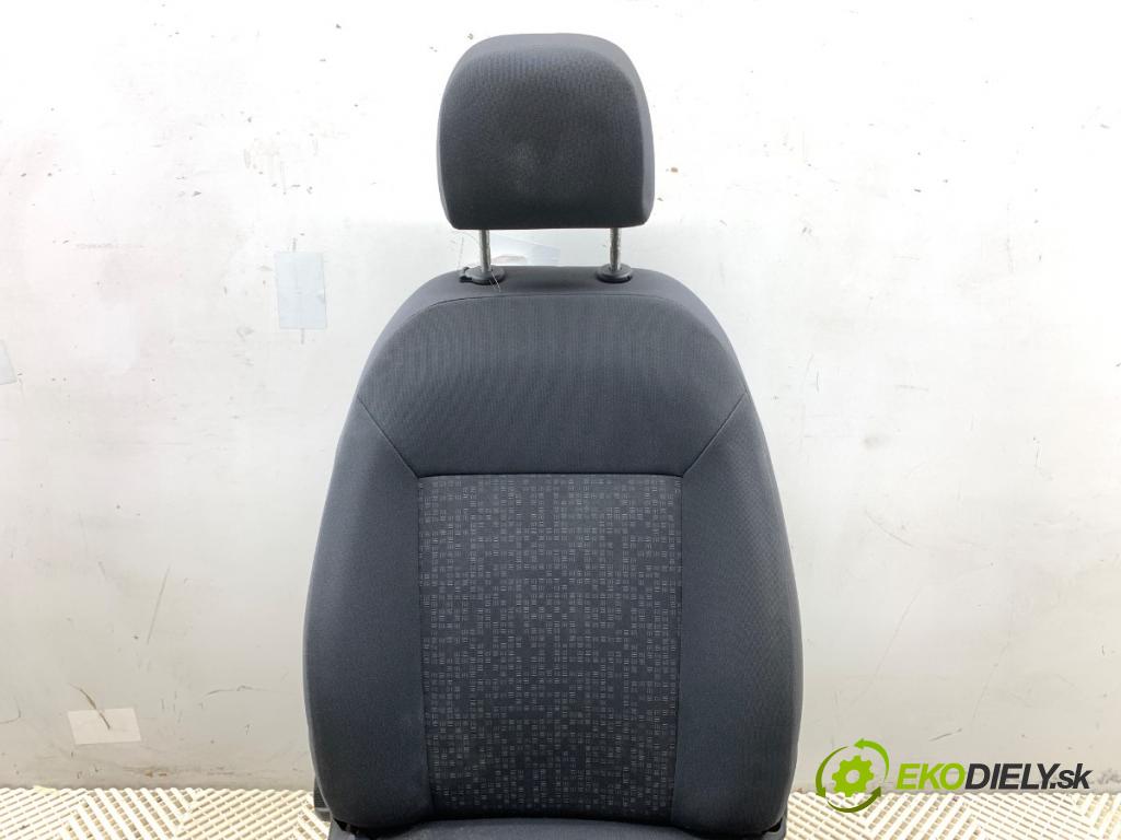 CITROEN NEMO Nadwozie pełne/minivan 2008 54 kW 1.4 1360 Sedadlo pravy predný