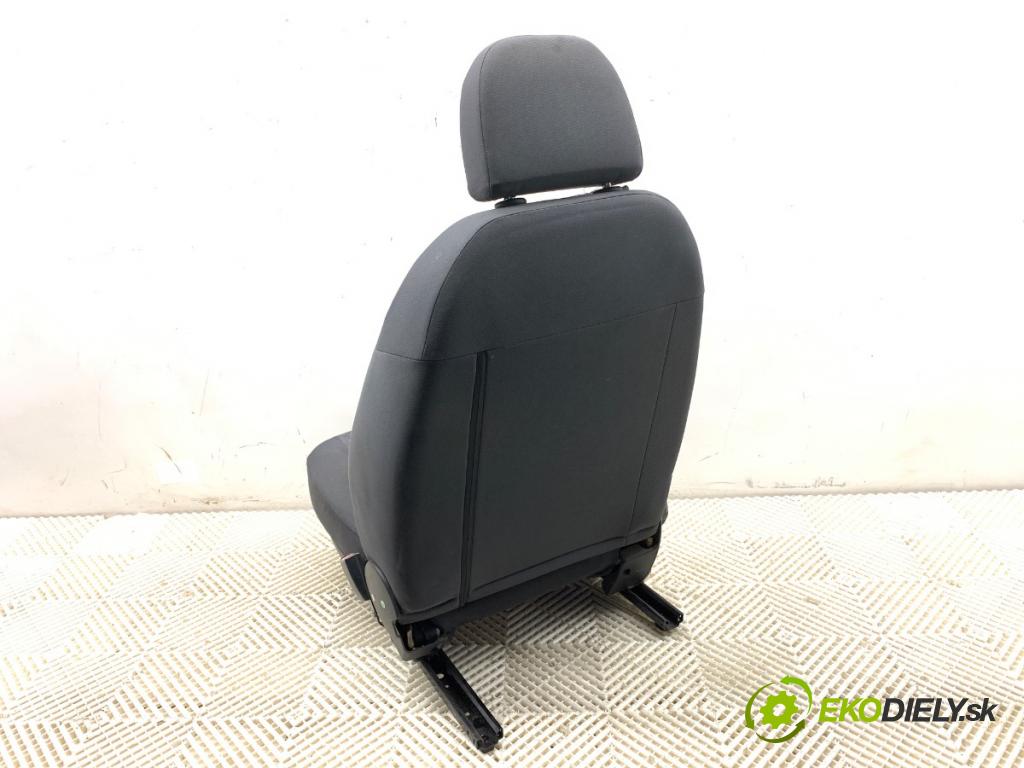 CITROEN NEMO Nadwozie pełne/minivan 2008 54 kW 1.4 1360 Sedadlo pravy predný