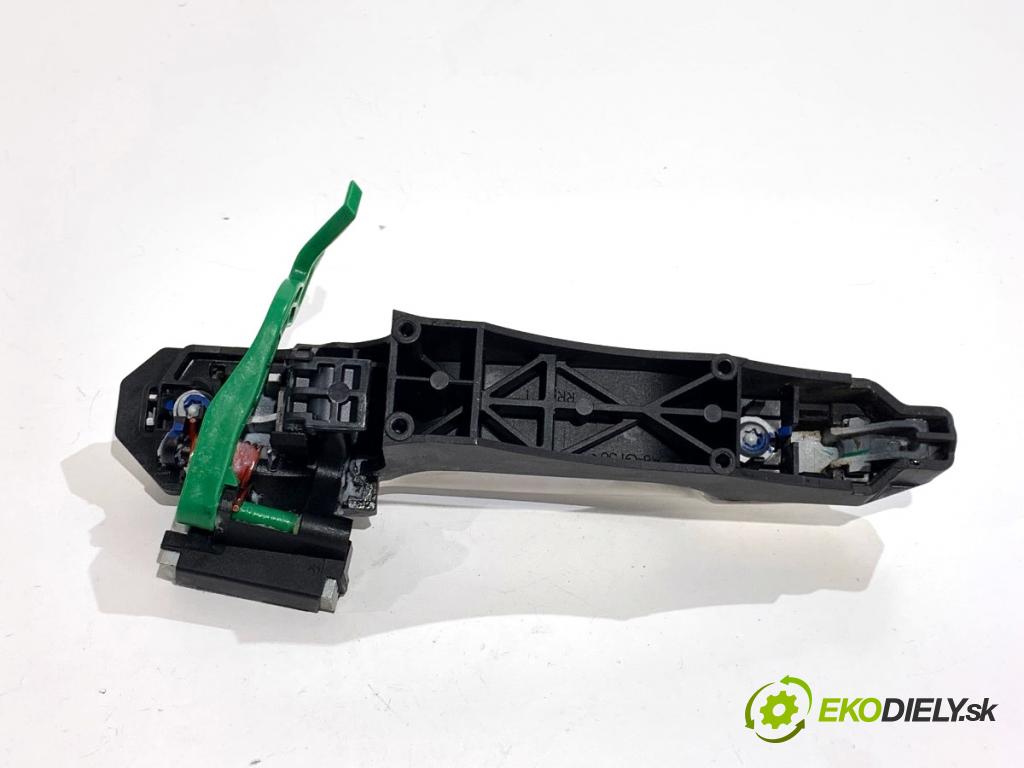 TOYOTA AYGO II liftback 2016 51 kW 1.0 (KGB40) 998 Kľučka vonkajšia pravy zad