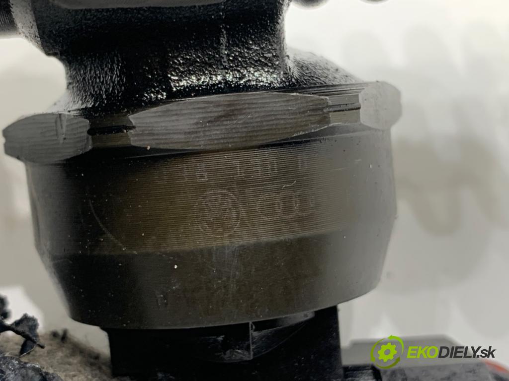 VW GOLF V liftback 2006 103 kW 2.0 TDI 1968 vstrekovače 038130073BQ