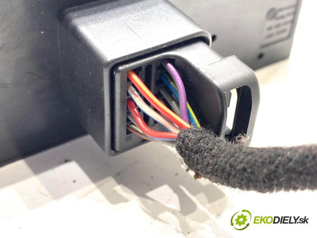 VW GOLF V liftback 2006 103 kW 2.0 TDI 1968 Prepínač okien 1K4959857A (Prepínacie páčky pod volantom)