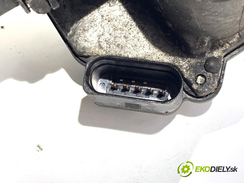 VW GOLF V liftback 2006 103 kW 2.0 TDI 1968 Škrtiaca klapka 03G128063A (Škrtiaca klapka)