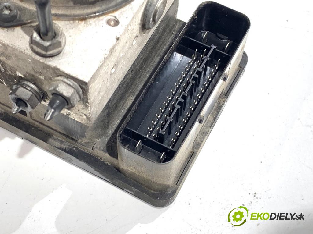 VW GOLF V liftback 2006 103 kW 2.0 TDI 1968 pumpa ABS 1K0614517AE (Pumpa ABS)