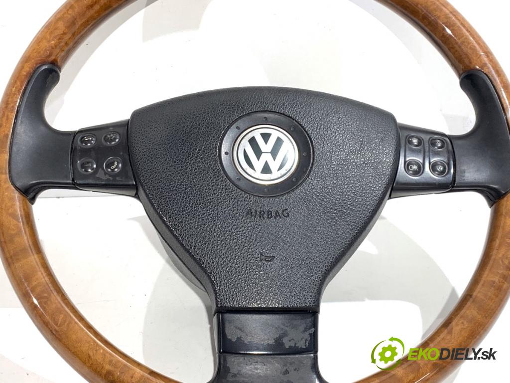 VW GOLF V liftback 2006 103 kW 2.0 TDI 1968 volant POLŠTÁŘ: DŘEVĚNÝ 3C0419091 1K0880201BK