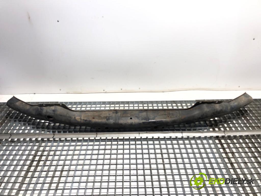 VW CARFTER 30 35 Autobus 2010 120 kW 2.5 TDI 2461 výztuha nárazníka přední část  (Přední výztuha)