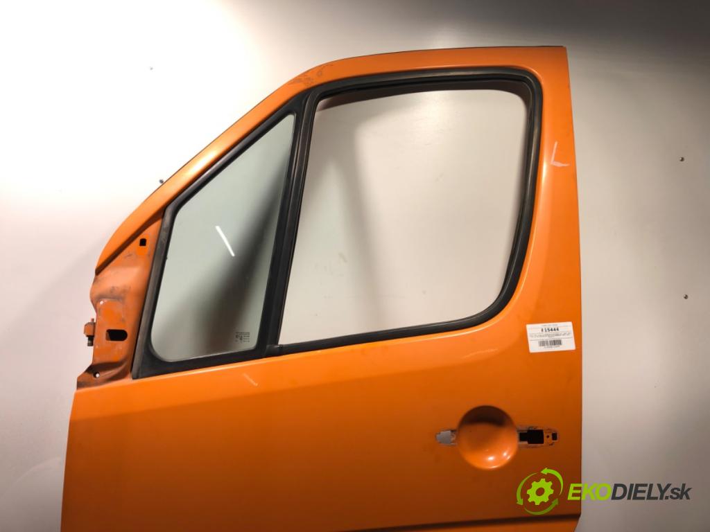 VW CARFTER 30 35 Autobus 2010 120 kW 2.5 TDI 2461 Dvere ľavy predný
