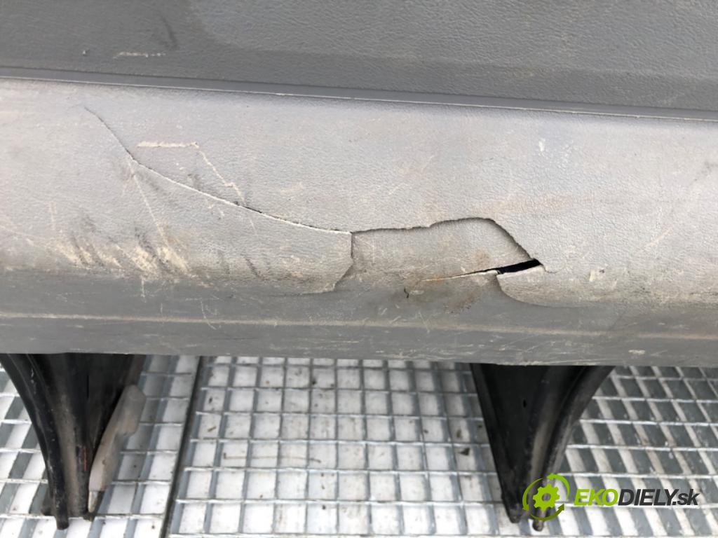 VW CARFTER 30 35 Autobus 2010 120 kW 2.5 TDI 2461 Sedadlo druhý rad