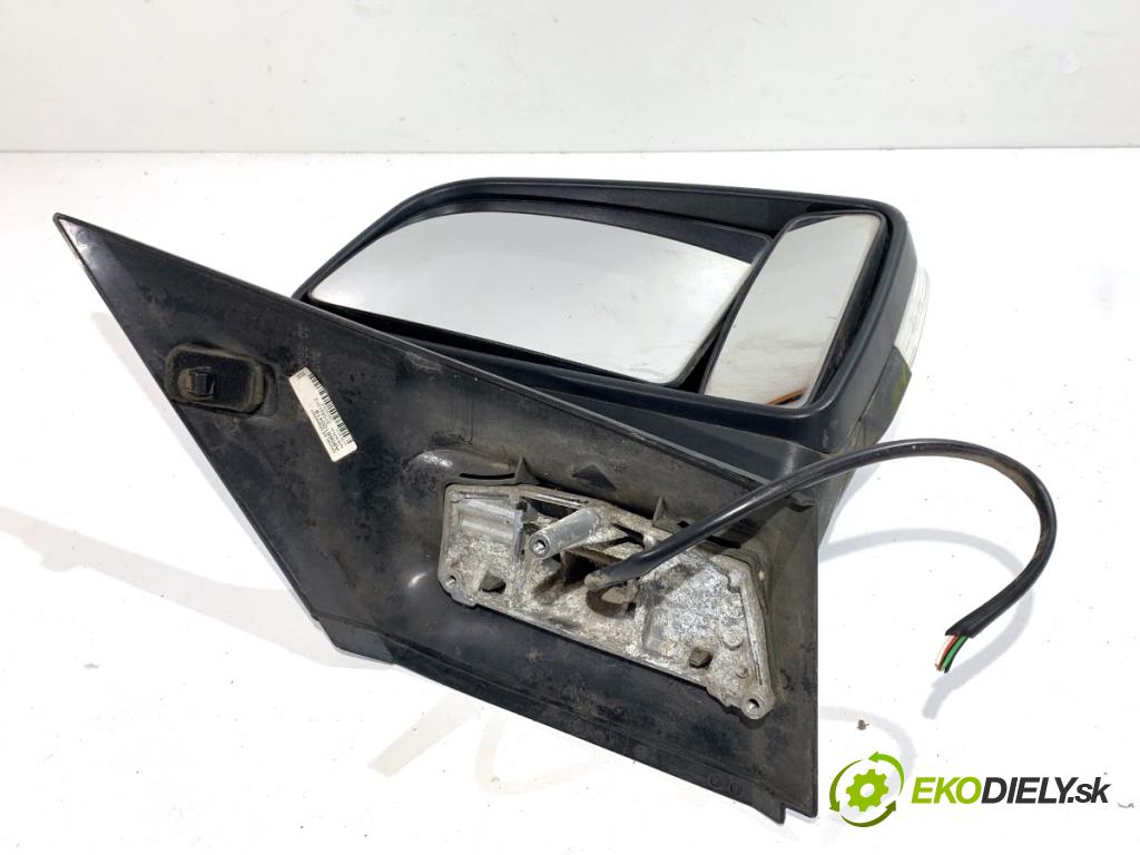 VW CARFTER 30 35 Autobus 2010 120 kW 2.5 TDI 2461 Spätné zrkadlo pravy