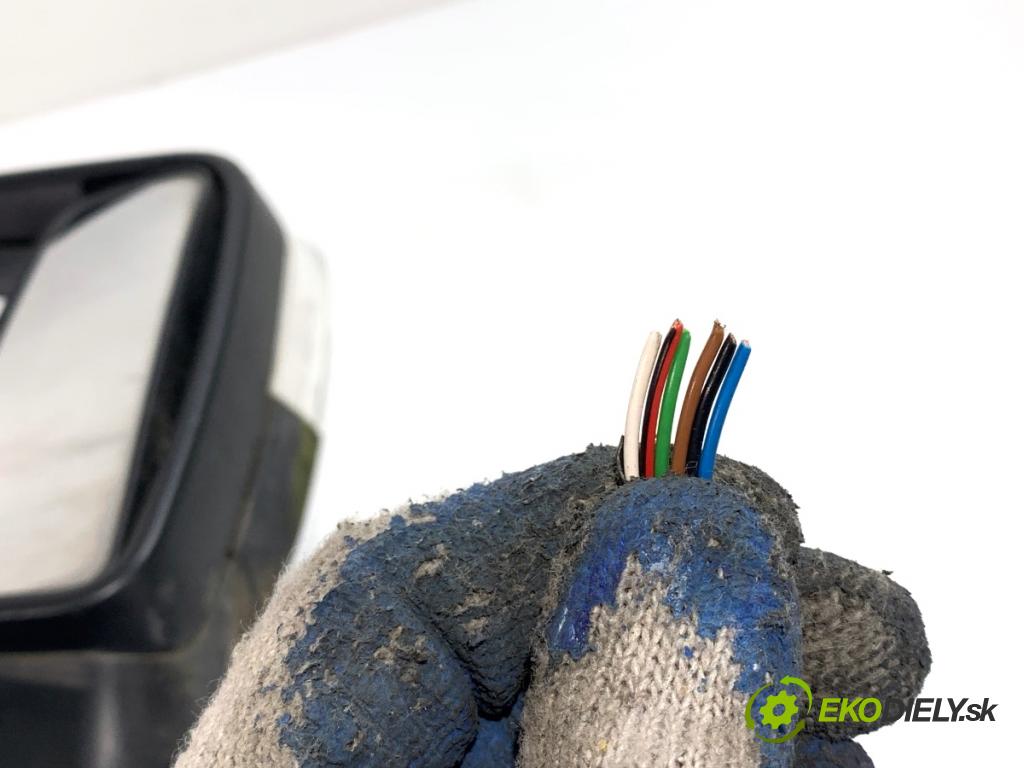 VW CARFTER 30 35 Autobus 2010 120 kW 2.5 TDI 2461 Spätné zrkadlo pravy