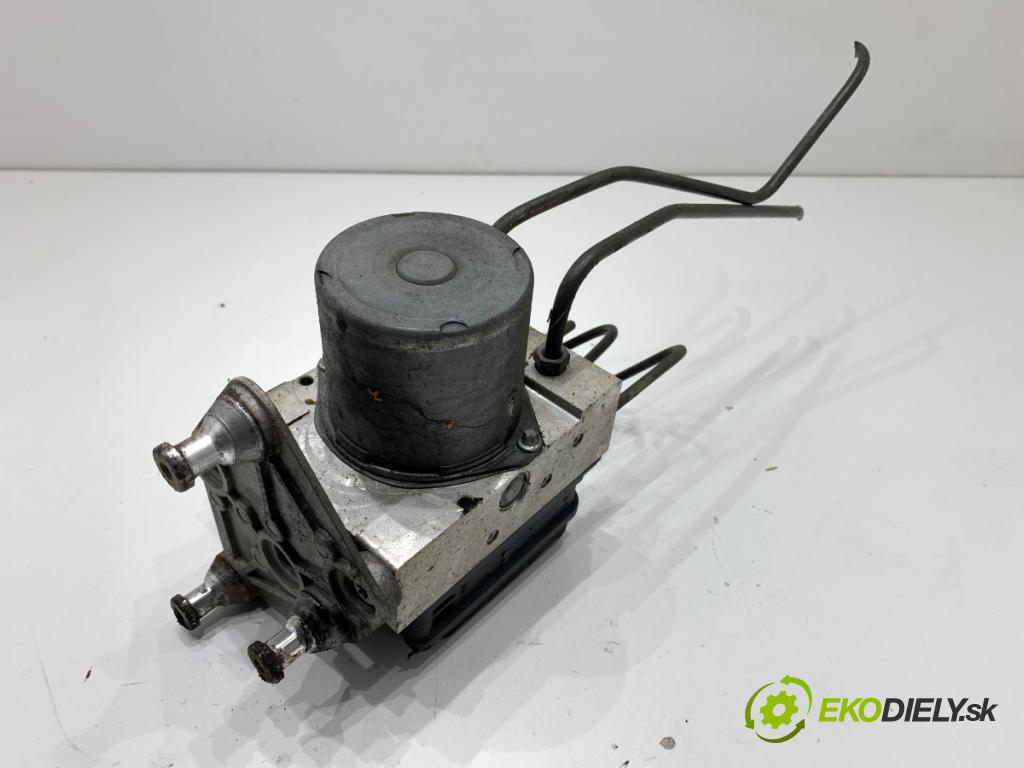 VW CARFTER 30 35 Autobus 2010 120 kW 2.5 TDI 2461 Pumpa ABS 0265951520 (Pumpa ABS)