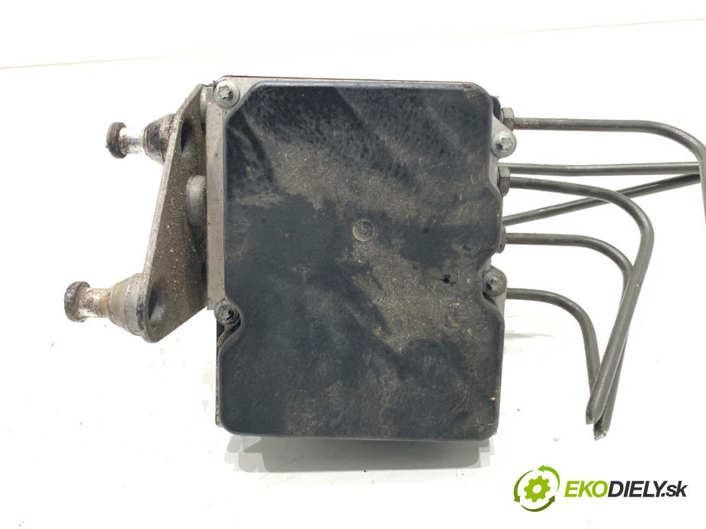 VW CARFTER 30 35 Autobus 2010 120 kW 2.5 TDI 2461 Pumpa ABS 0265951520 (Pumpa ABS)