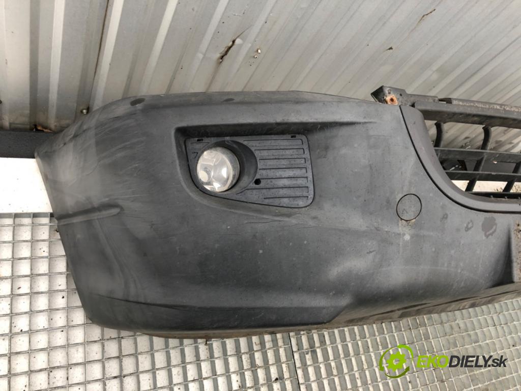 VW CARFTER 30 35 Autobus 2010 120 kW 2.5 TDI 2461 Nárazník predný (Kľučka dverí ostatné)