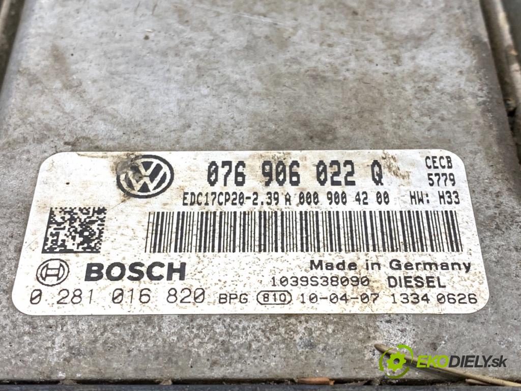 VW CARFTER 30 35 Autobus 2010 120 kW 2.5 TDI 2461 riadiaca jednotka Motor 076906022Q (Riadiaca jednotka)