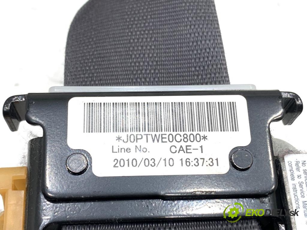 HONDA ACCORD VIII Kombi 2011 110 kW 2.2 i-DTEC (CW3) 2199 Držiak BEZPEČNOSŤ pravy predný