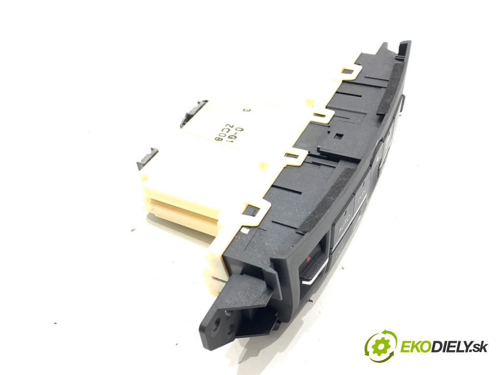 HONDA ACCORD VIII Kombi 2011 110 kW 2.2 i-DTEC (CW3) 2199 Panel ovládania kúrenia  (Prepínacie páčky pod volantom)