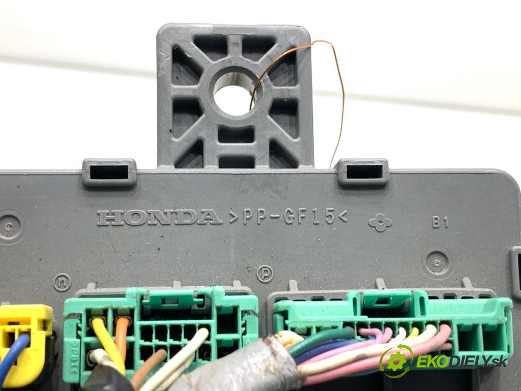 HONDA ACCORD VIII Kombi 2011 110 kW 2.2 i-DTEC (CW3) 2199 Modul BSI TL4-S111 (Poistková skrinka)