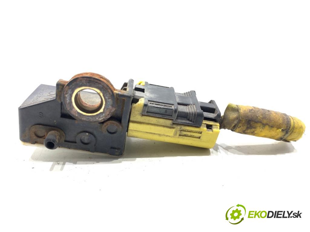 HONDA ACCORD VIII Kombi 2011 110 kW 2.2 i-DTEC (CW3) 2199 Snímač nárazu 77930-TC0-H211-M1 (Snímač nárazu)