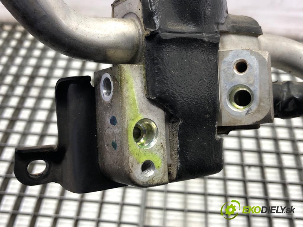 HONDA ACCORD VIII Kombi 2011 110 kW 2.2 i-DTEC (CW3) 2199 rúrka klimatizace  (Trubka klimatizace)