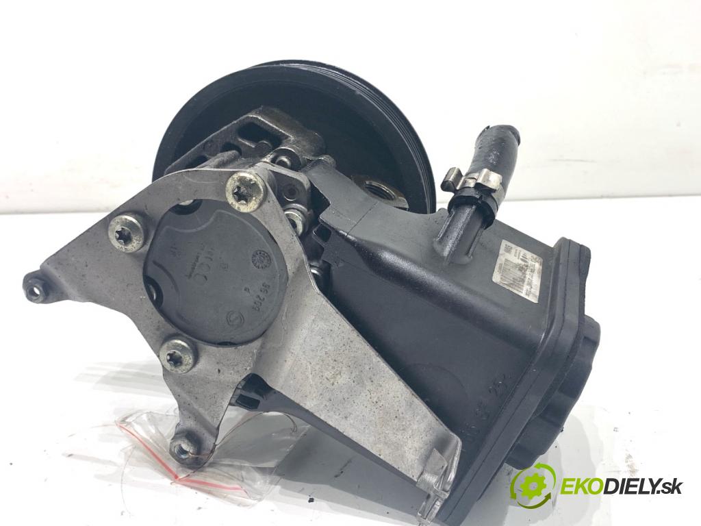 BMW E61 Kombi 2007 120 kW 520 d 1995 Pumpa servočerpadlo 7693974 (Servočerpadlo)