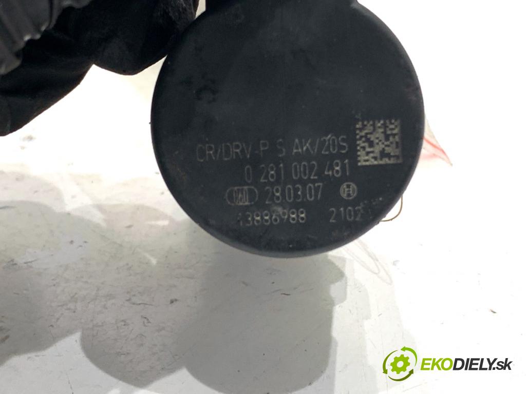 BMW E61 Kombi 2007 120 kW 520 d 1995 Regulátor tlaku paliva 0281002481 (Palivový systém ostatní)