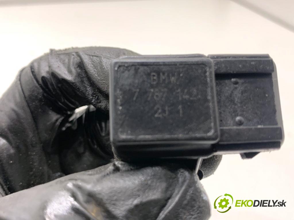 BMW E61 Kombi 2007 120 kW 520 d 1995 snímač tlaku 7787142 (Snímač tlaku)