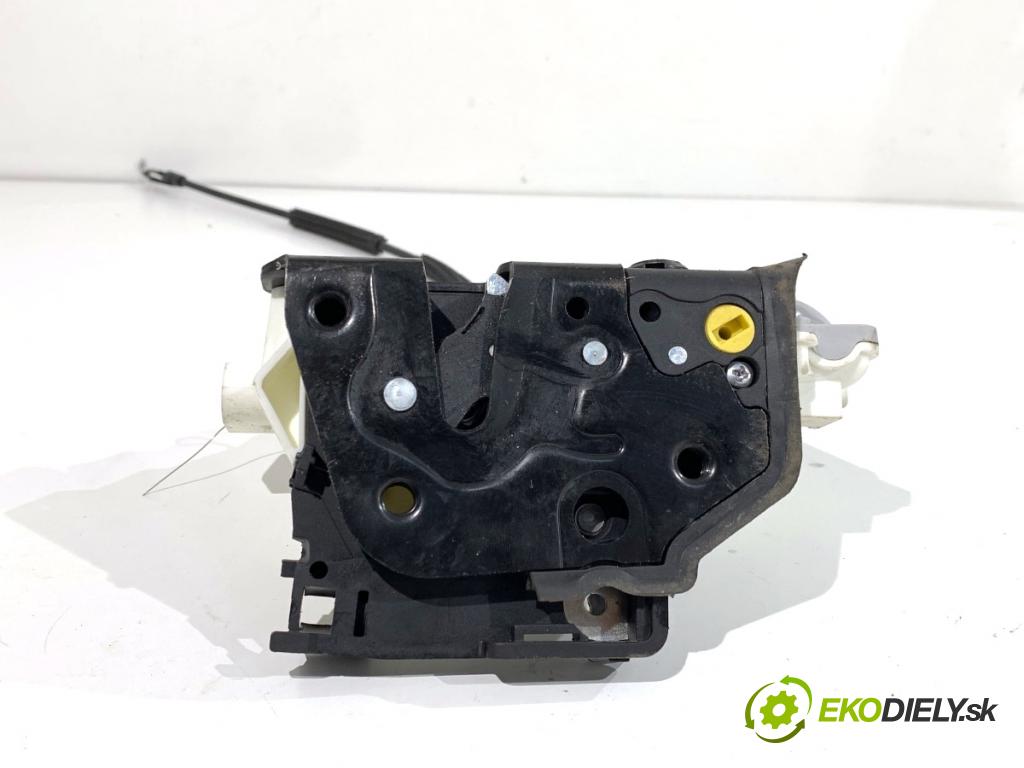 SEAT LEON II liftback 2008 75 kW 1.6 1595 zámok Dvere pravy zad 