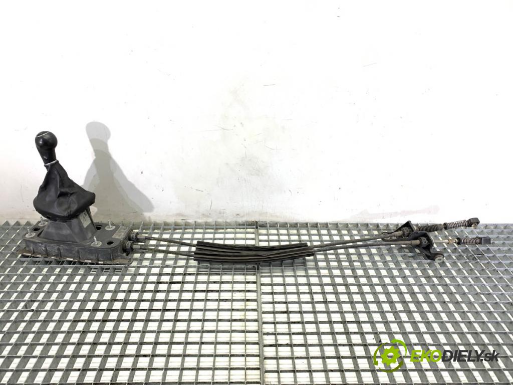 SEAT LEON II liftback 2008 75 kW 1.6 1595 Kulisa 1K0711049CF (Rýchlostná páka (kulisa))