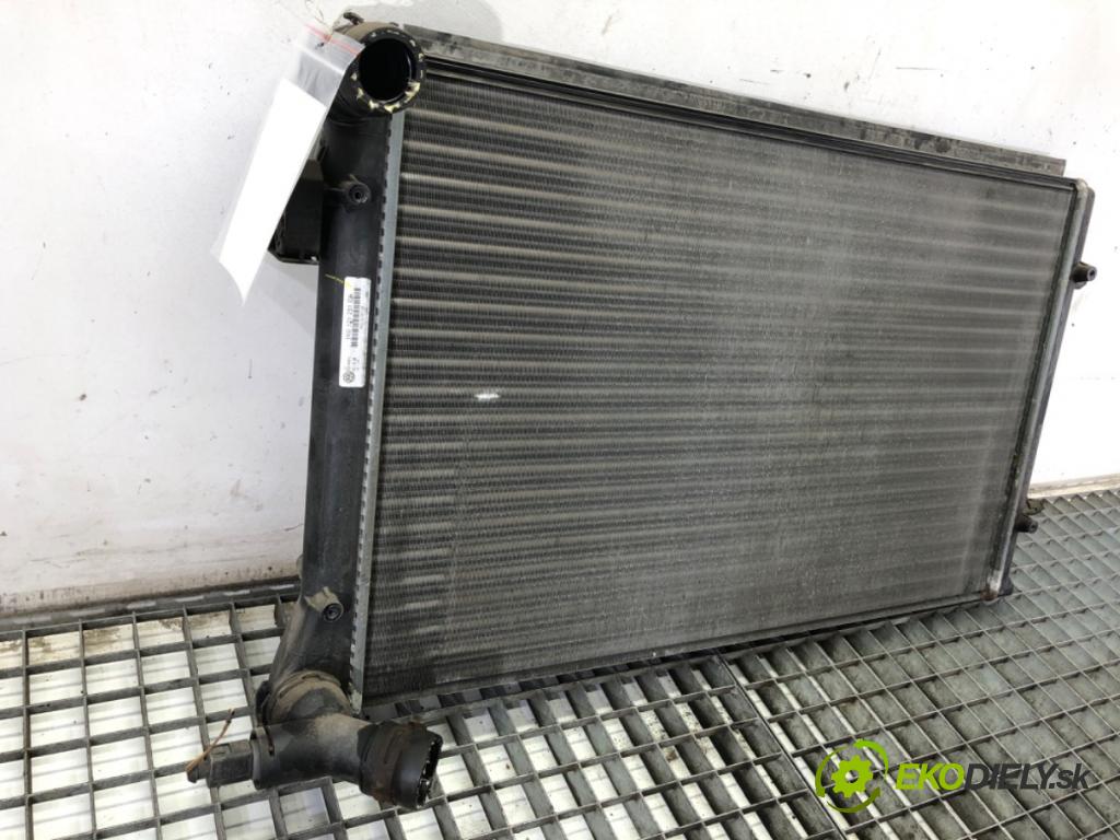 SEAT LEON II liftback 2008 75 kW 1.6 1595 Chladič vody 1K0121251DK (Chladič vody)