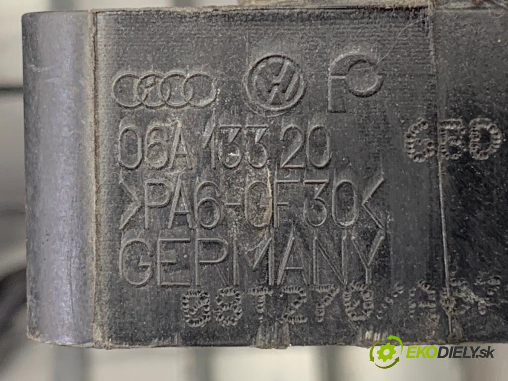 SEAT LEON II liftback 2008 75 kW 1.6 1595 Potrubie sacie, sanie 06A13320 (Sacie potrubie)