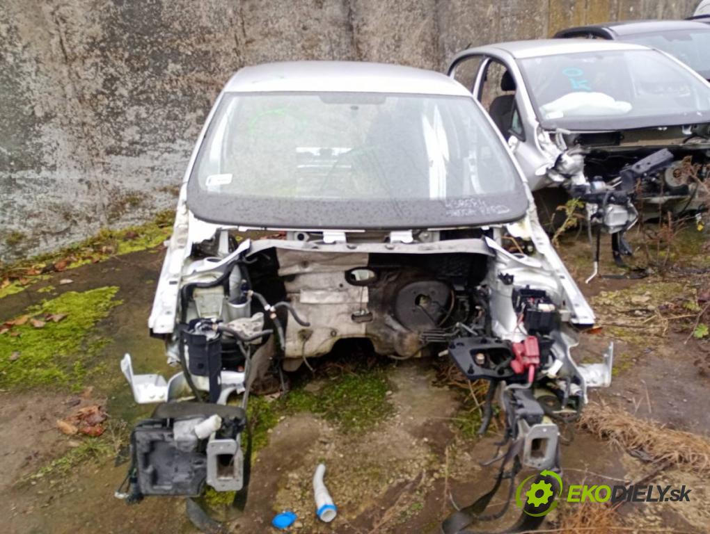 SKODA RAPID ---  --- --- --- karoséria ČTVRŤÁK: Blatník zad ľavy prah strecha PODŁUŻNICA ľavy pravy