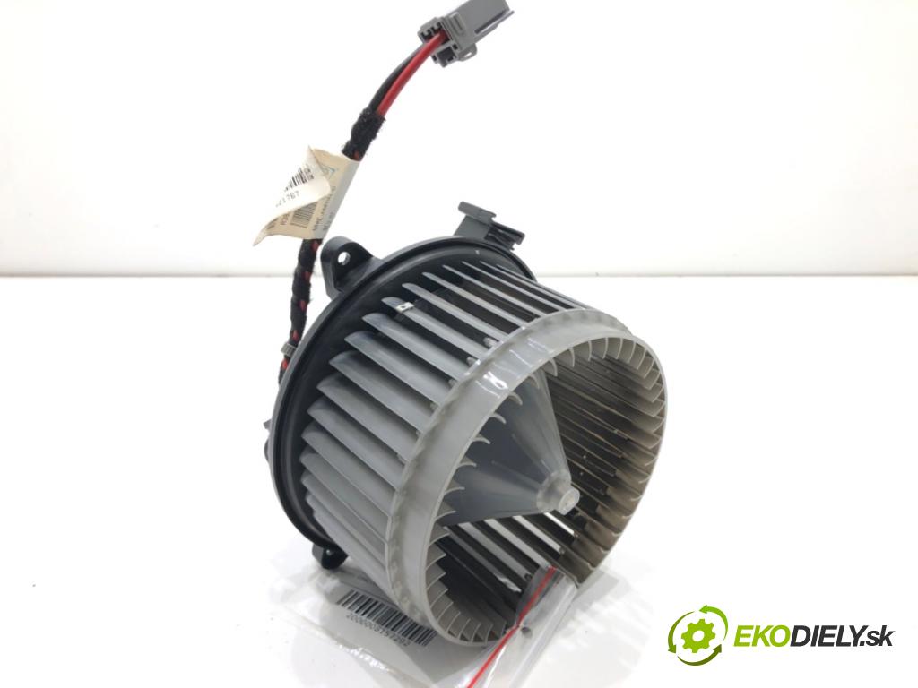 OPEL INSIGNIA A liftback 2011 118 kW 2.0 CDTI (68) 1956 ventilátor kúrenia 52426734