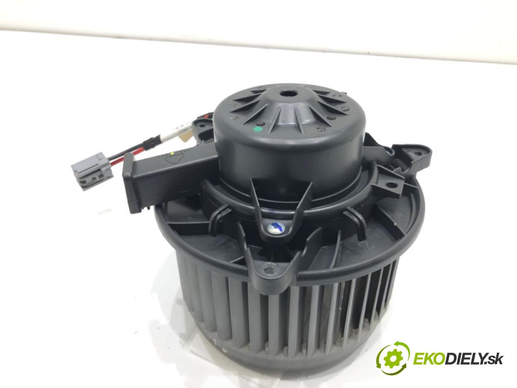 OPEL INSIGNIA A liftback 2011 118 kW 2.0 CDTI (68) 1956 ventilátor kúrenia 52426734
