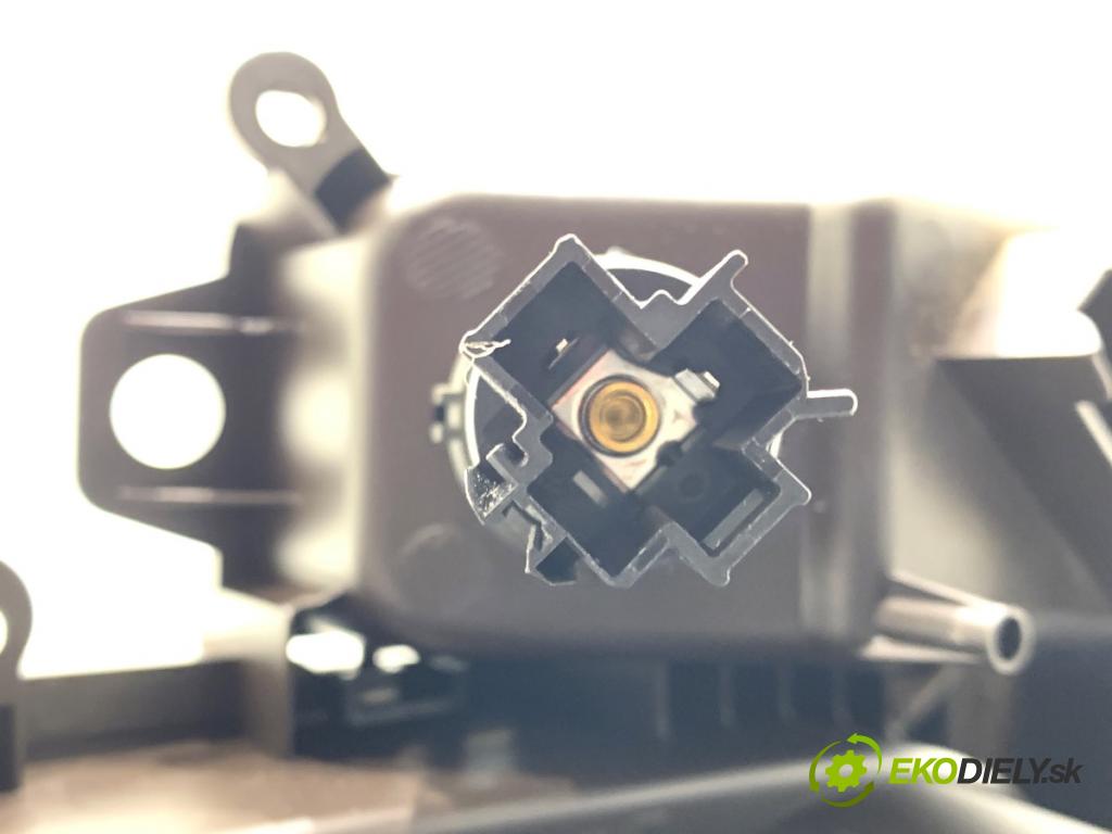 OPEL INSIGNIA A liftback 2011 118 kW 2.0 CDTI (68) 1956 Držiak na nápoje 13222144 (Držiak (úchyt) na nápoje)