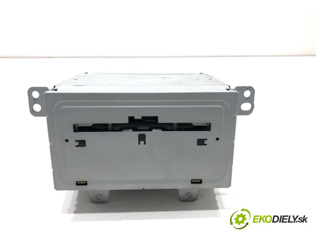 OPEL INSIGNIA A liftback 2011 118 kW 2.0 CDTI (68) 1956 RADIO 22830698 (Audio zariadenie)