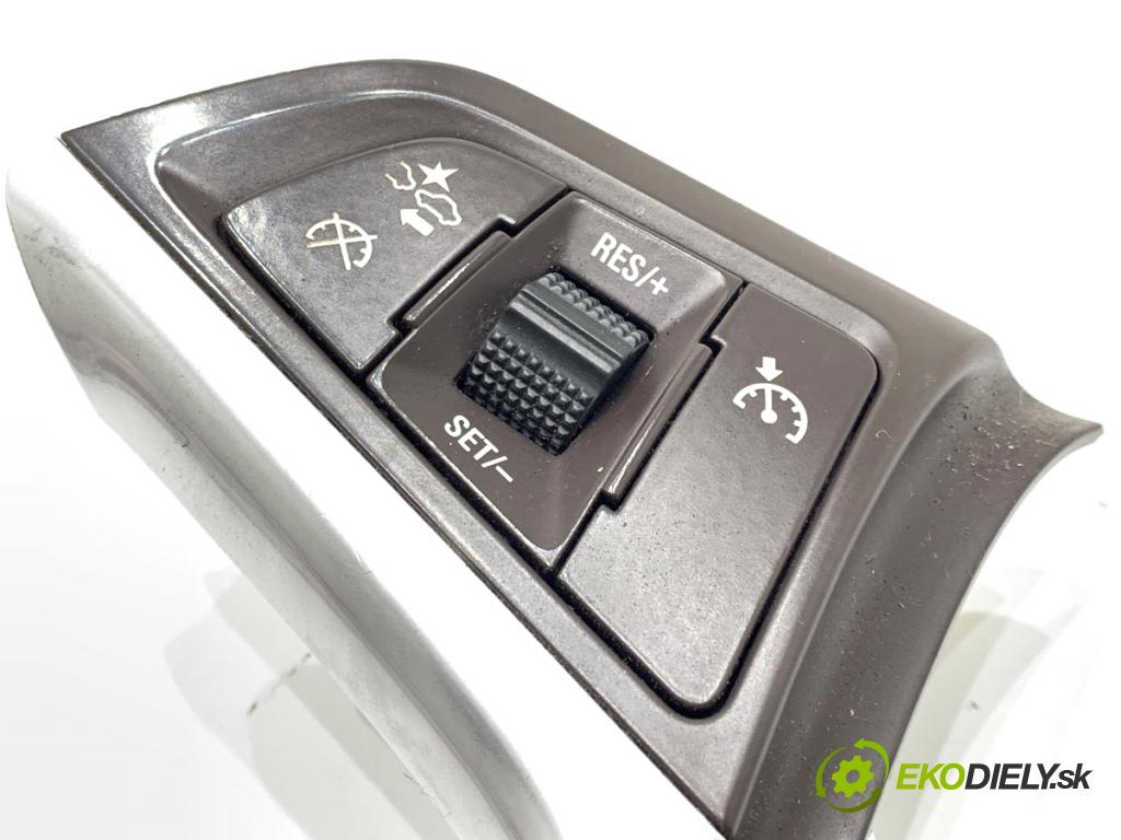 OPEL INSIGNIA A liftback 2011 118 kW 2.0 CDTI (68) 1956 SPÍNAČE: volantu 13268687