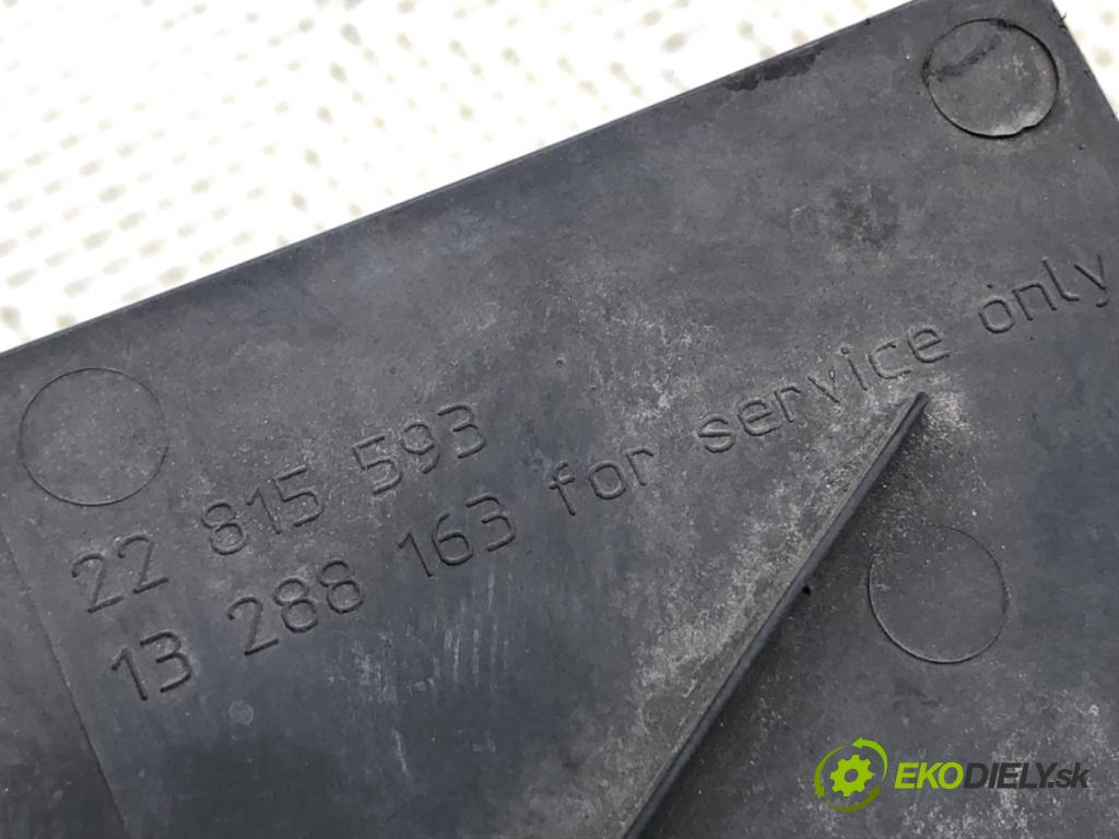 OPEL INSIGNIA A liftback 2011 118 kW 2.0 CDTI (68) 1956 Rúra vzduchu 13288163