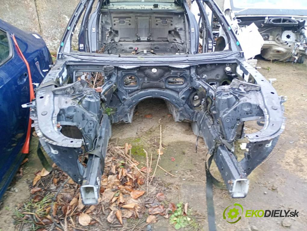 BMW F01 sedan  300 kW 750 i, Li xDrive 4395 karoséria ČTVRŤÁK: Blatník zad ľavy pravy prah strecha PODŁUŻNICA ľavy pravy