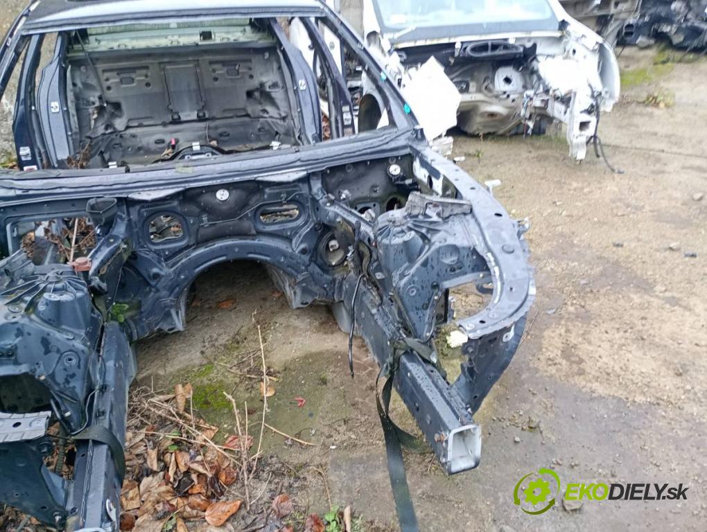 BMW F01 sedan  300 kW 750 i, Li xDrive 4395 karoséria ČTVRŤÁK: Blatník zad ľavy pravy prah strecha PODŁUŻNICA ľavy pravy