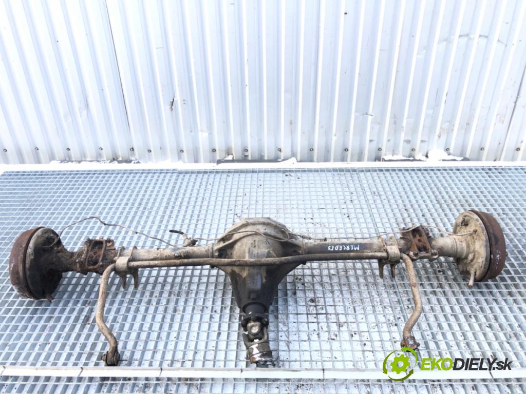 MERCEDES-BENZ T1 Skrzynia 1994 58 kW 208 D 2.3 2299 Most ,diferenciál zad 
