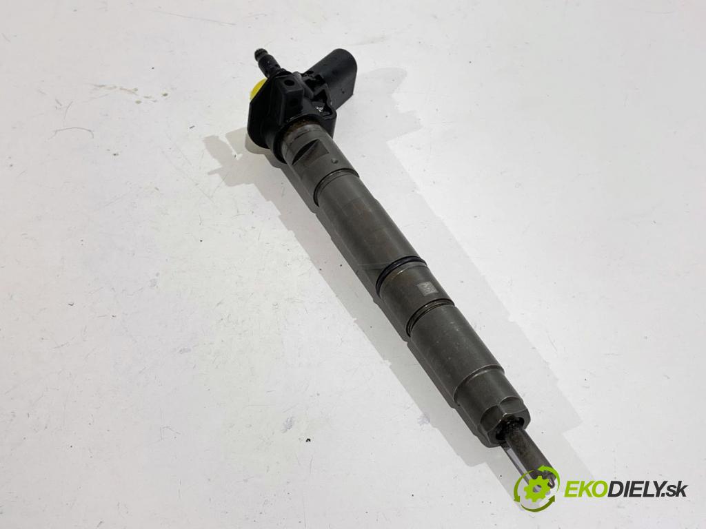 AUDI A5 8T coupe 2007 176 kW 3.0 TDI quattro 2967 vstrekovač 057130277AG (Vstrekovač paliva)