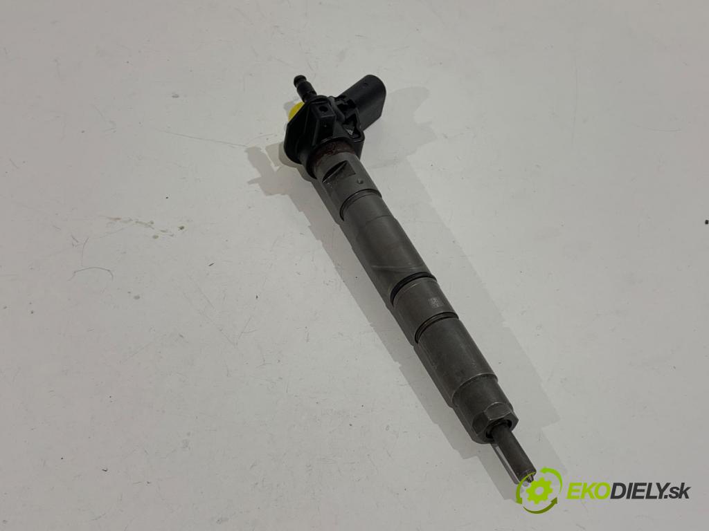 AUDI A5 8T coupe 2007 176 kW 3.0 TDI quattro 2967 vstrekovač 057130277AG (Vstrekovač paliva)