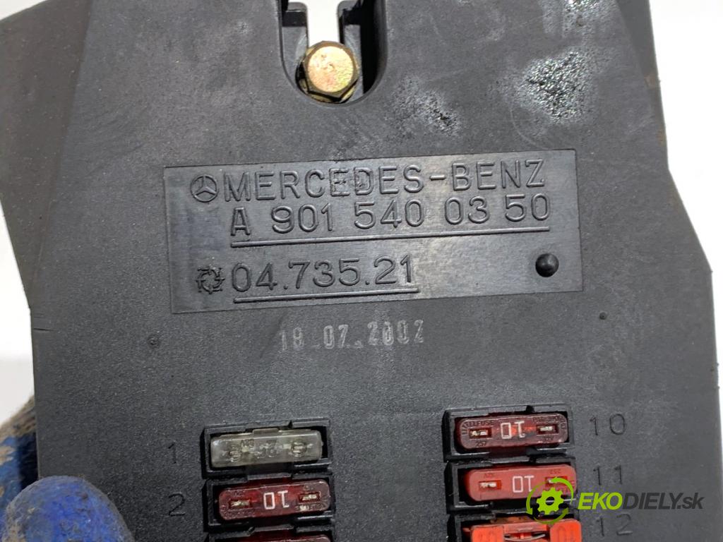 MERCEDES-BENZ W903 Autobus 2005 80 kW 211 CDI 2148 skříňka poistková A9015400350 (Pojistková skříňka)