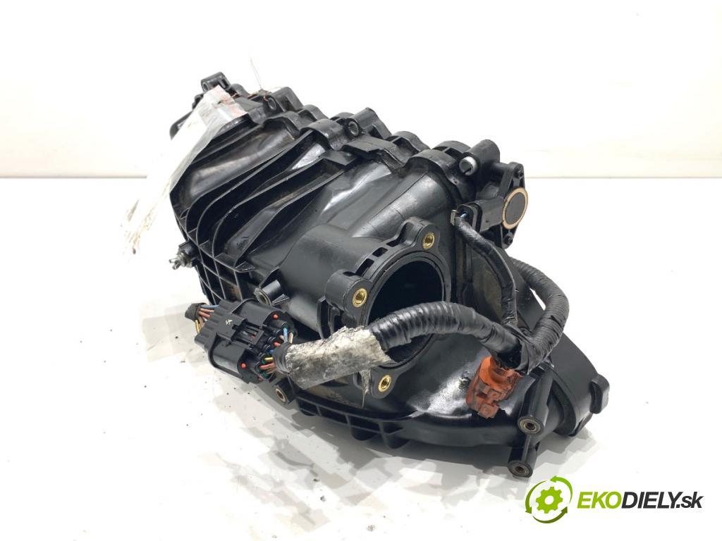 JEEP GRAND CHEROKEE WK SUV 2015 184 kW 3.0 CRD V6 4x4 2987 potrubí sání ESR000574 (Sací potrubí)