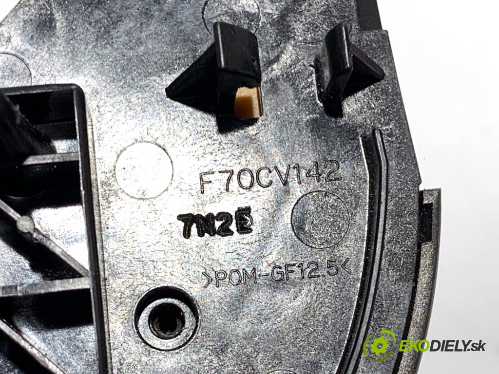 TOYOTA PRIUS II liftback 2008 57 kW 1.5 Hybrid (NHW20_) 1497 SPÍNAČE: volantu F70CV142