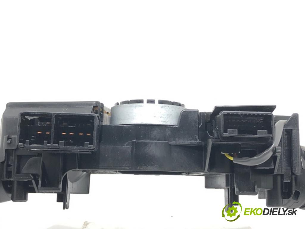 TOYOTA PRIUS II liftback 2008 57 kW 1.5 Hybrid (NHW20_) 1497 Prepínač kombinovaný 42100-17F220 (Prepínacie páčky pod volantom)