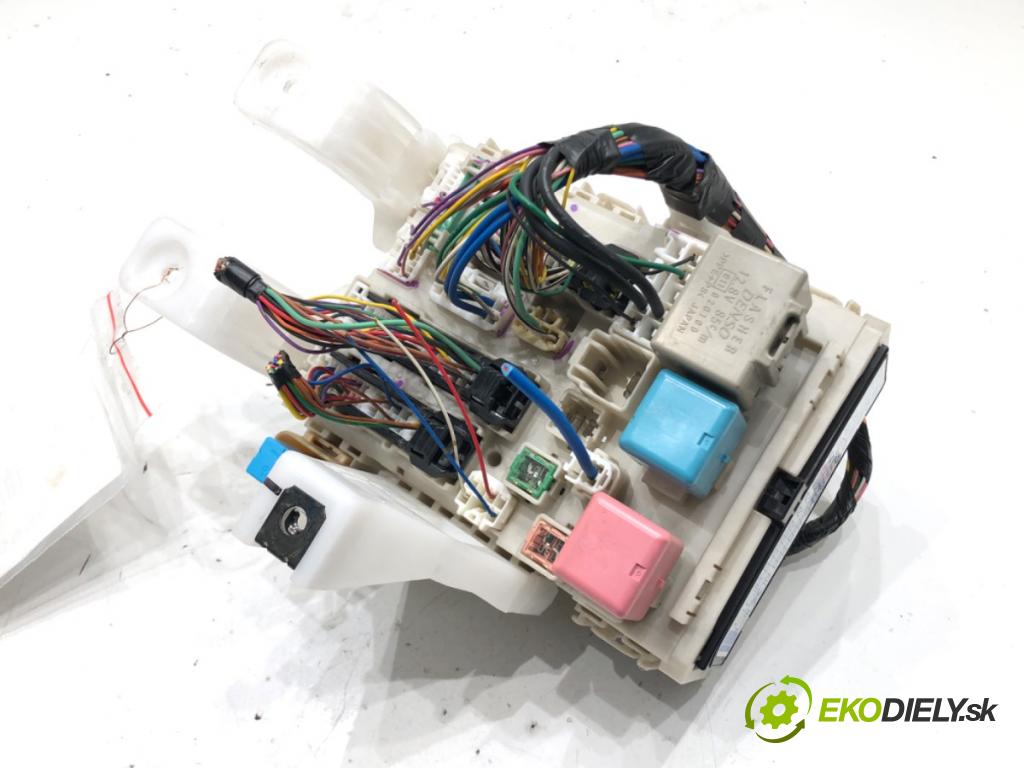 TOYOTA PRIUS II liftback 2008 57 kW 1.5 Hybrid (NHW20_) 1497 modul BSI 82730-47290 (Pojistková skříňka)