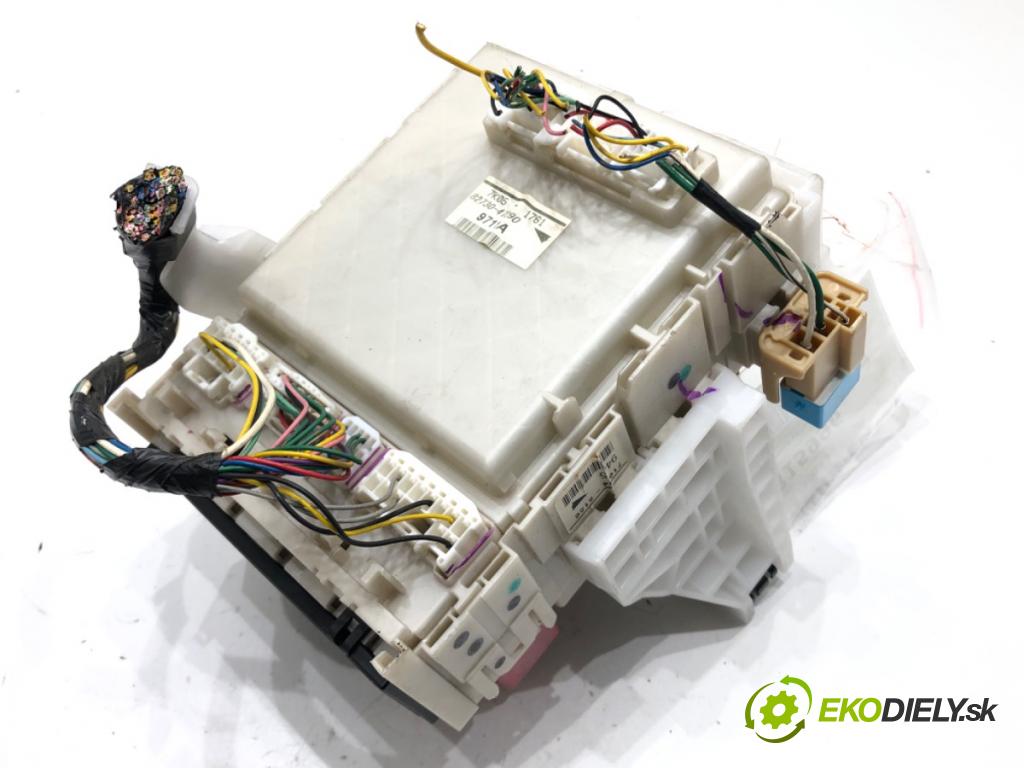 TOYOTA PRIUS II liftback 2008 57 kW 1.5 Hybrid (NHW20_) 1497 modul BSI 82730-47290 (Pojistková skříňka)