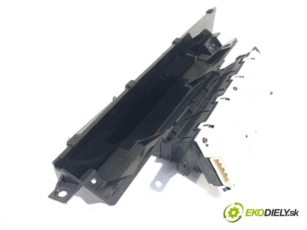 TOYOTA PRIUS II liftback 2008 57 kW 1.5 Hybrid (NHW20_) 1497 Prístrojovka 83800-47251-A (Prístrojová doska)